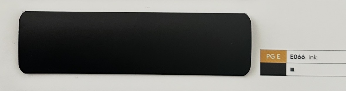 Alu-Jalousie 25 mm Schwarz — Lamellenfarbe ink (Nr. E066)