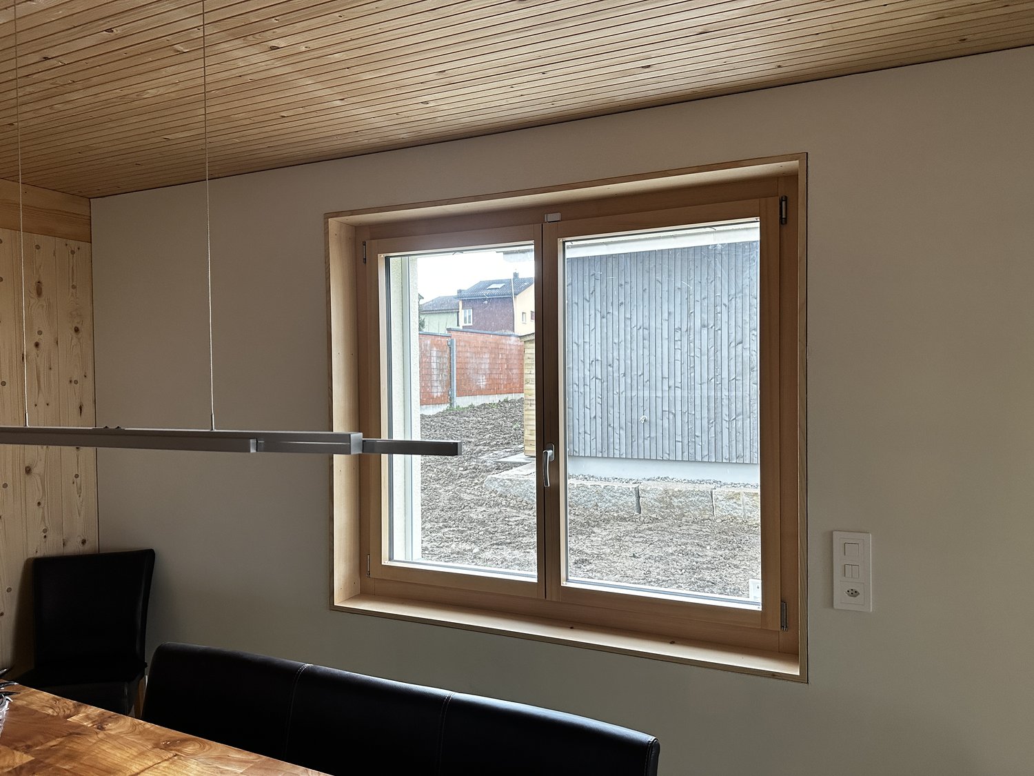 Fenster ohne Sonnenschutz