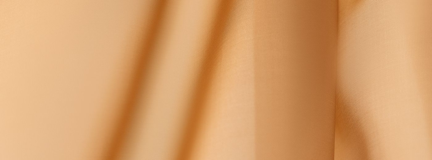 Detail: oberer Vorhangabschluss mit Faltenkopf