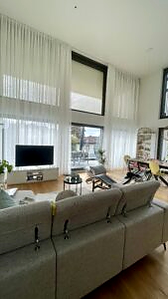 Vorh&auml;nge nach Mass &ndash; Kundenprojekt in Schweizer Wohnzimmer